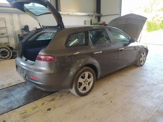 bontott ALFA ROMEO 159 Bal első Belső Küszöb Burkolat