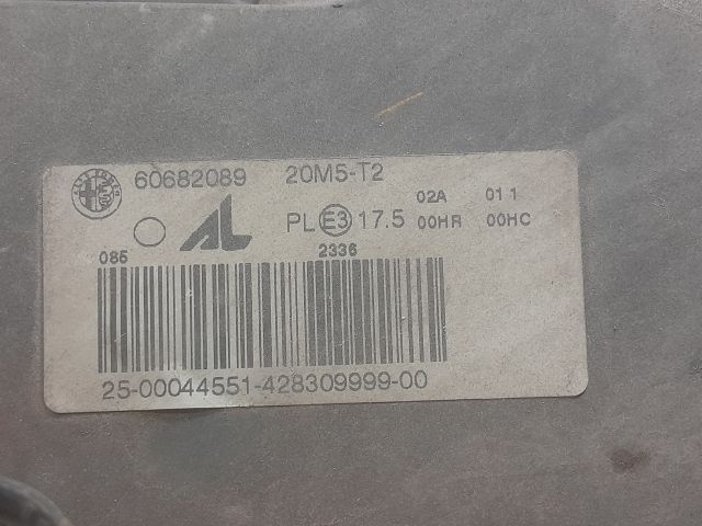 bontott ALFA ROMEO 159 Bal Fényszóró