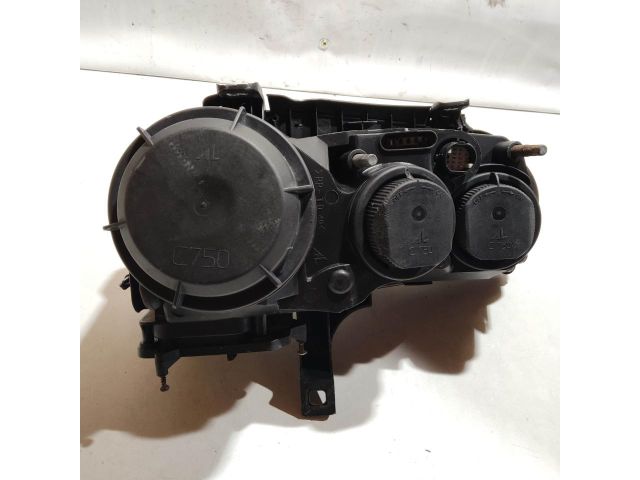 bontott ALFA ROMEO 159 Bal Fényszóró