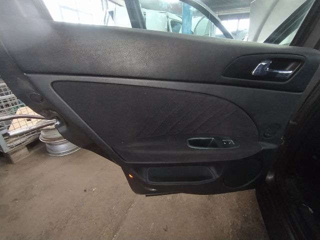 bontott ALFA ROMEO 159 Bal hátsó Ajtó Kárpit