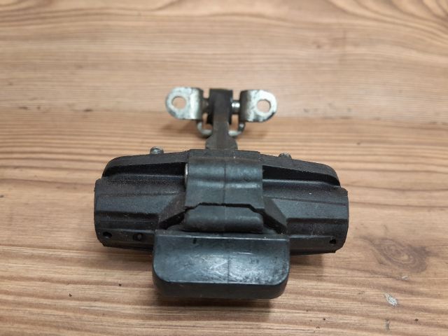 bontott ALFA ROMEO 159 Bal hátsó Ajtóhatároló