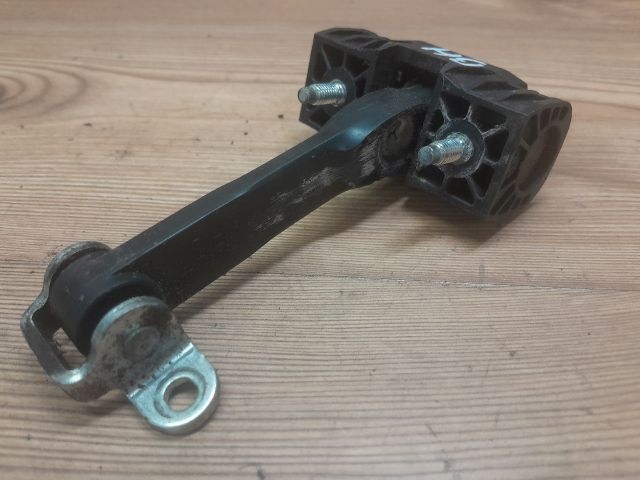 bontott ALFA ROMEO 159 Bal hátsó Ajtóhatároló