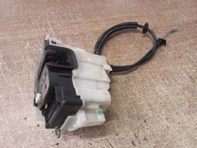 bontott ALFA ROMEO 159 Bal hátsó Ajtózár