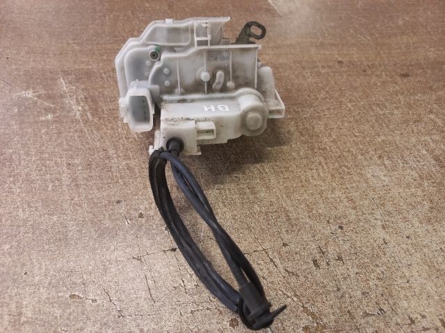 bontott ALFA ROMEO 159 Bal hátsó Ajtózár