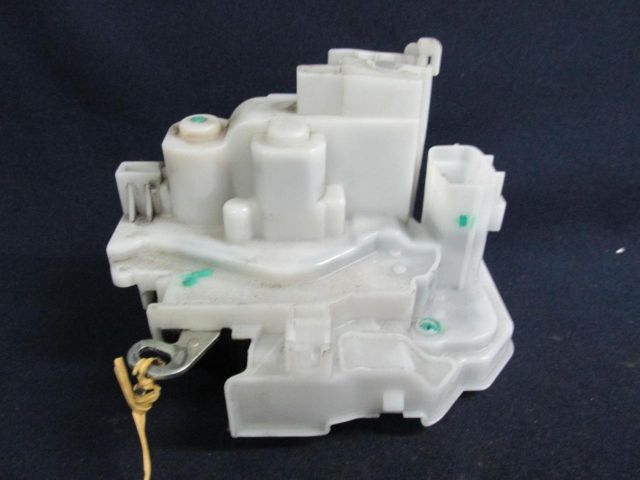 bontott ALFA ROMEO 159 Bal hátsó Ajtózár