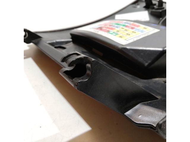 bontott ALFA ROMEO 159 Bal hátsó Csomagtér Burkolat (Műanyag)