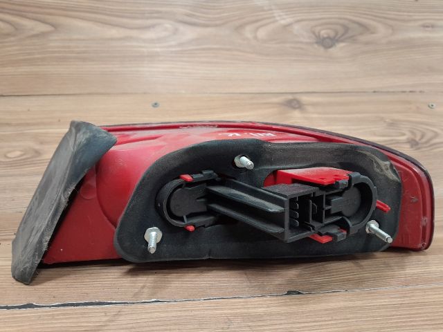 bontott ALFA ROMEO 159 Bal Külső Hátsó Lámpa