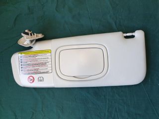 bontott ALFA ROMEO 159 Bal Napellenző