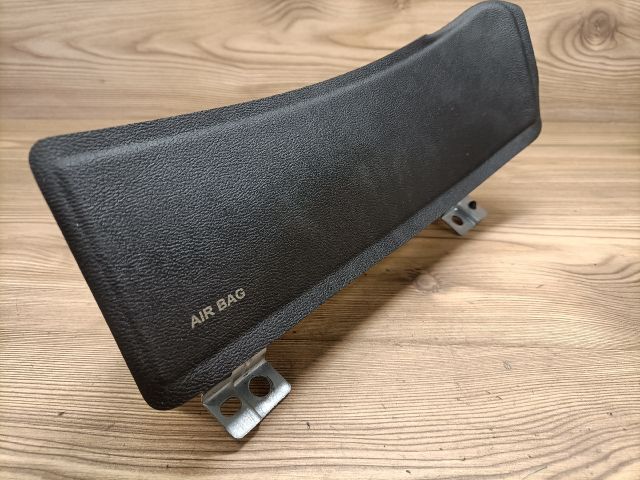 bontott ALFA ROMEO 159 Bal Térdlégzsák