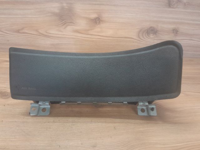 bontott ALFA ROMEO 159 Bal Térdlégzsák