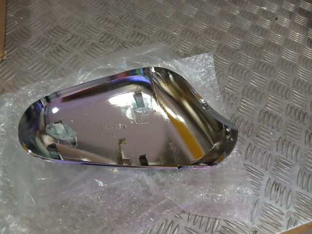 bontott ALFA ROMEO 159 Bal Visszapillantó Tükör Keret