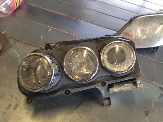 bontott ALFA ROMEO 159 Bal Xenon Fényszóró