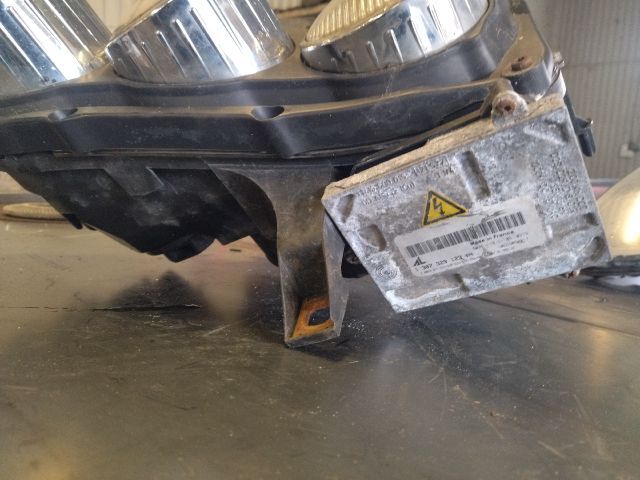 bontott ALFA ROMEO 159 Bal Xenon Fényszóró