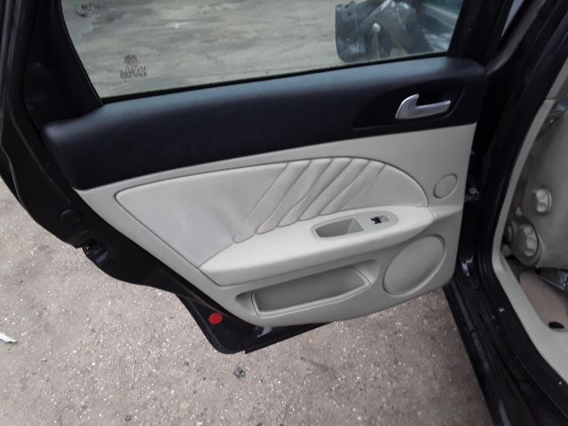 bontott ALFA ROMEO 159 Beltér Világítás Hátsó