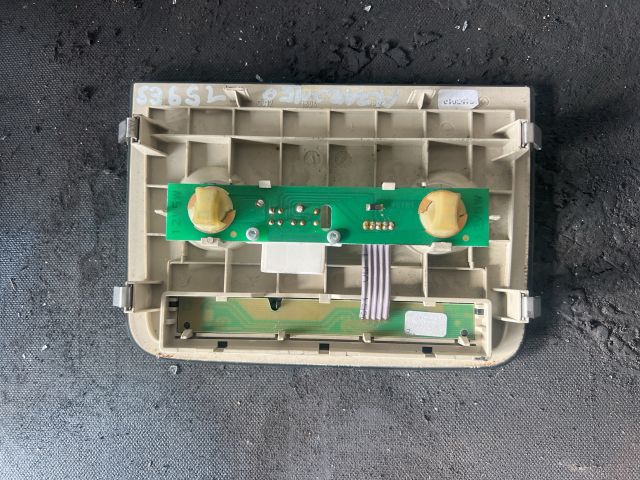 bontott ALFA ROMEO 159 Beltér Világítás Hátsó