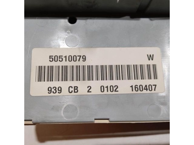 bontott ALFA ROMEO 159 Biztosítéktábla Utastér