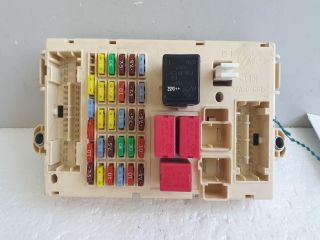 bontott ALFA ROMEO 159 Biztosítéktábla Utastér