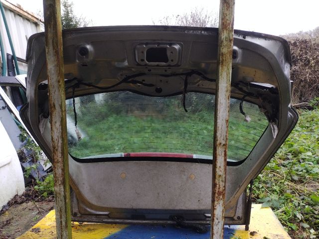 bontott ALFA ROMEO 159 Csomagtérajtó (Üres lemez)