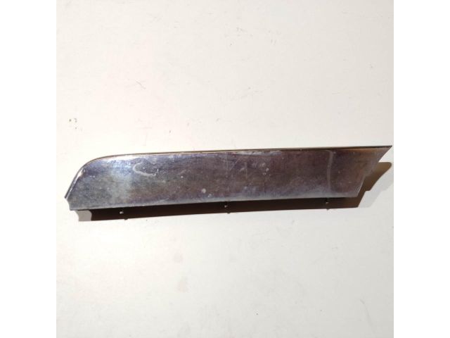 bontott ALFA ROMEO 159 Első Lökhárító Díszléc