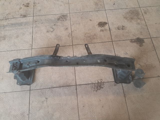 bontott ALFA ROMEO 159 Első Lökhárító Merevítő (Fém)