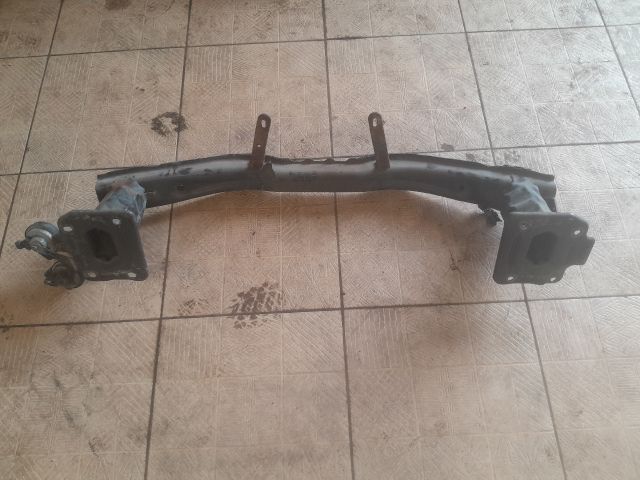 bontott ALFA ROMEO 159 Első Lökhárító Merevítő (Fém)