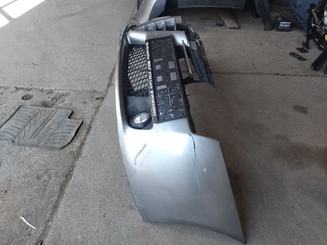 bontott ALFA ROMEO 159 Első Lökhárító (Részeivel)