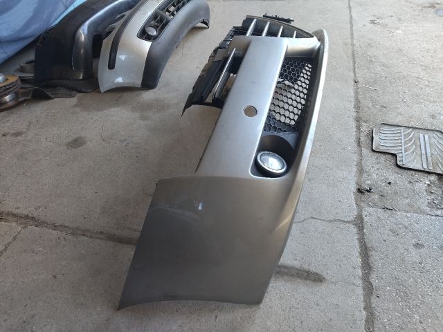 bontott ALFA ROMEO 159 Első Lökhárító (Részeivel)