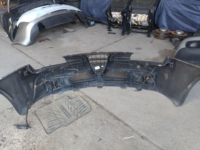 bontott ALFA ROMEO 159 Első Lökhárító (Részeivel)