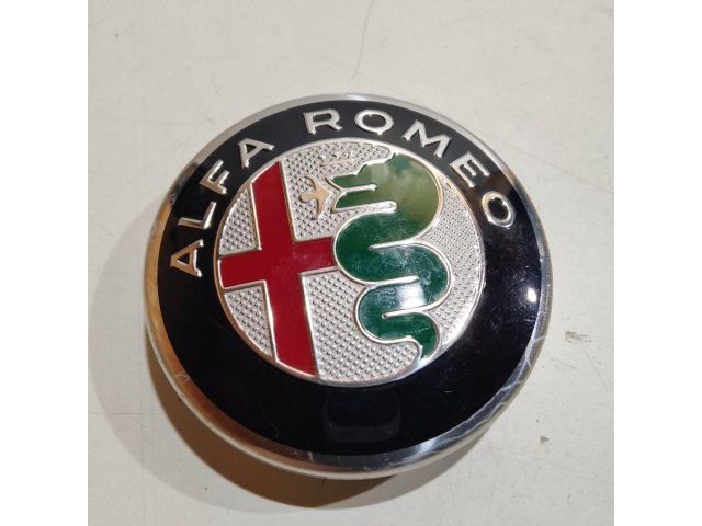 bontott ALFA ROMEO 159 Felniközép (1 db)