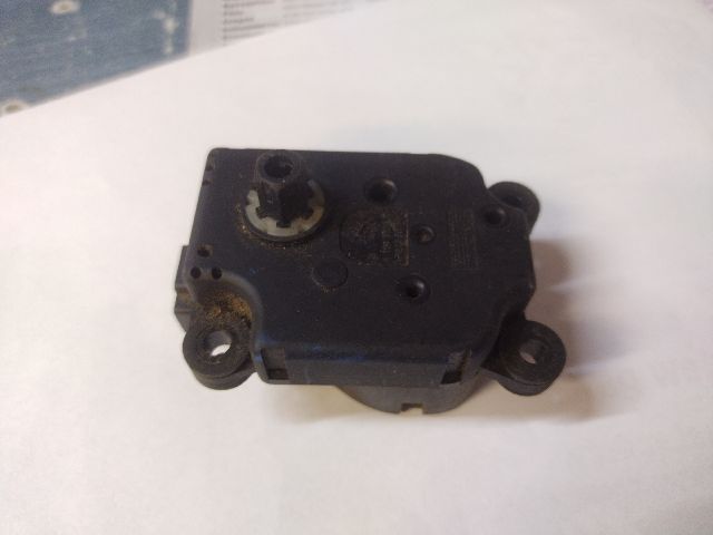 bontott ALFA ROMEO 159 Fűtés Állító Motor