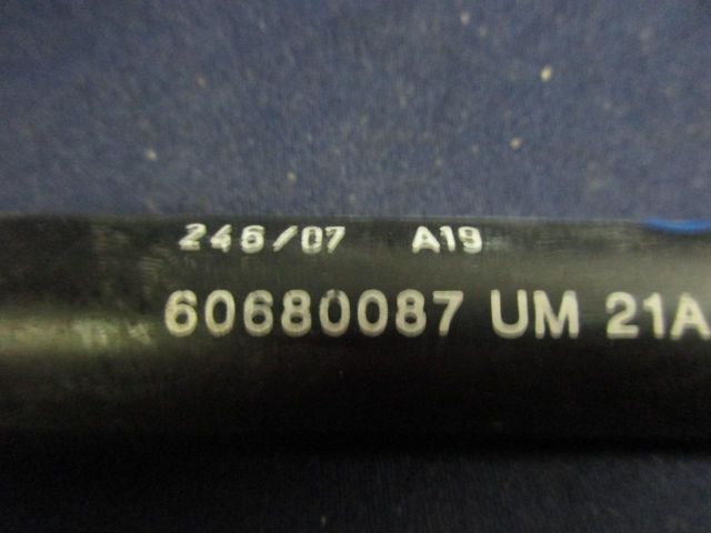 bontott ALFA ROMEO 159 Gázrugós Kitámasztó Teleszkóp Csomagtérajtó (Pozíciófüggetlen)