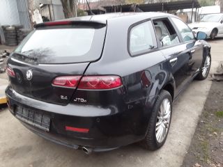 bontott ALFA ROMEO 159 Hátsó Lökhárító (Részeivel)