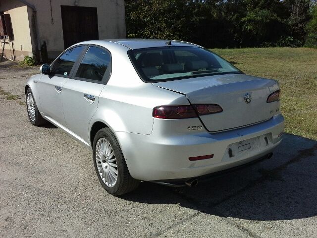 bontott ALFA ROMEO 159 Hátsó Lökhárító (Részeivel)