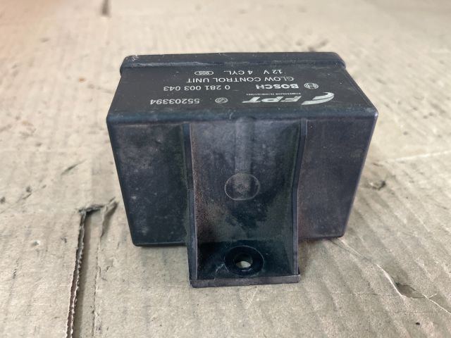 bontott ALFA ROMEO 159 Izzító Relé