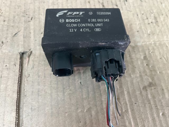 bontott ALFA ROMEO 159 Izzító Relé