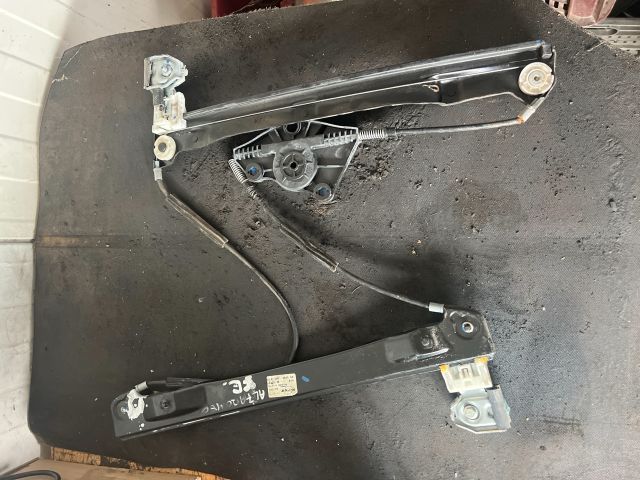 bontott ALFA ROMEO 159 Jobb első Ablakemelő Szerkezet (Elektromos)