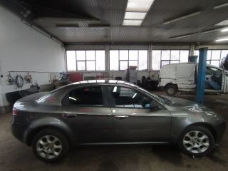 bontott ALFA ROMEO 159 Jobb első Ajtó (Üres lemez)