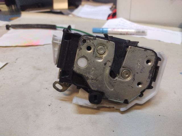 bontott ALFA ROMEO 159 Jobb első Ajtózár