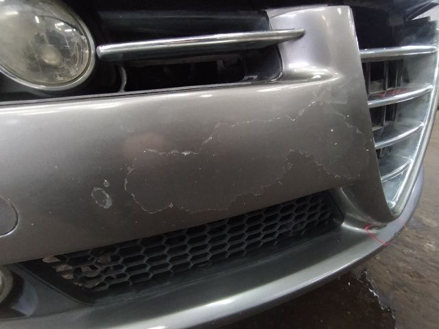 bontott ALFA ROMEO 159 Jobb első Gumikéder