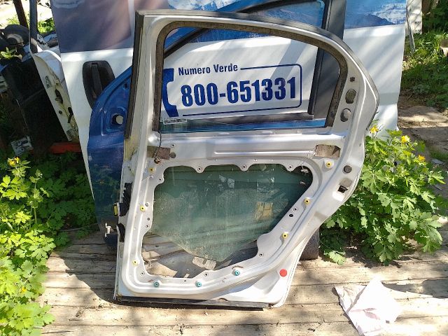 bontott ALFA ROMEO 159 Jobb hátsó Ajtó (Részeivel)