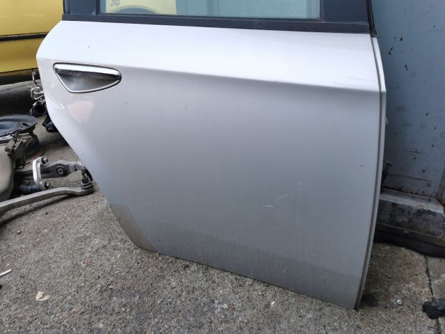 bontott ALFA ROMEO 159 Jobb hátsó Ajtó (Részeivel)