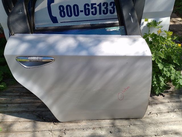 bontott ALFA ROMEO 159 Jobb hátsó Ajtó (Részeivel)