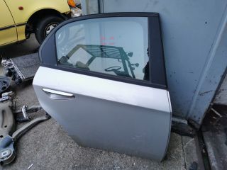 bontott ALFA ROMEO 159 Jobb hátsó Ajtó (Részeivel)