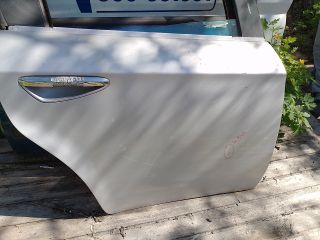 bontott ALFA ROMEO 159 Jobb hátsó Ajtó (Részeivel)