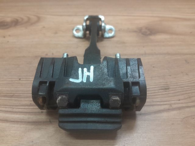 bontott ALFA ROMEO 159 Jobb hátsó Ajtóhatároló