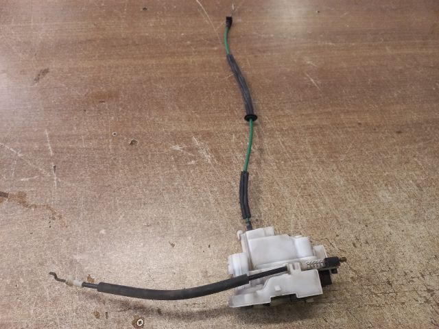 bontott ALFA ROMEO 159 Jobb hátsó Ajtózár