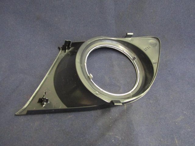 bontott ALFA ROMEO 159 Jobb Ködfényszóró Lámpakeret