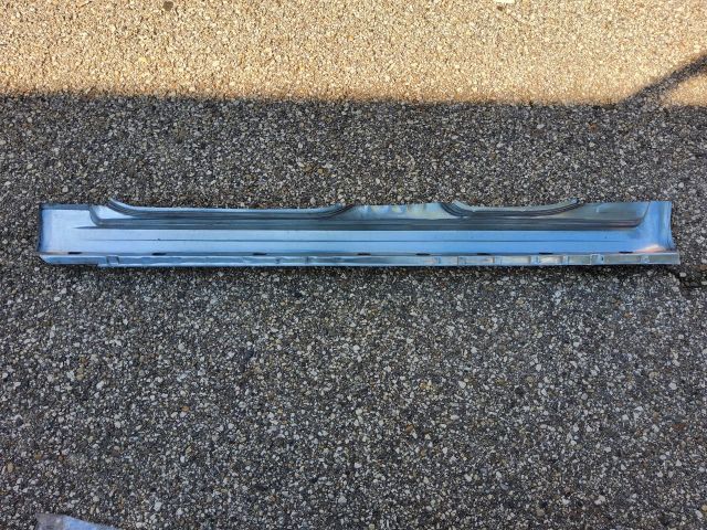 bontott ALFA ROMEO 159 Jobb Küszöb