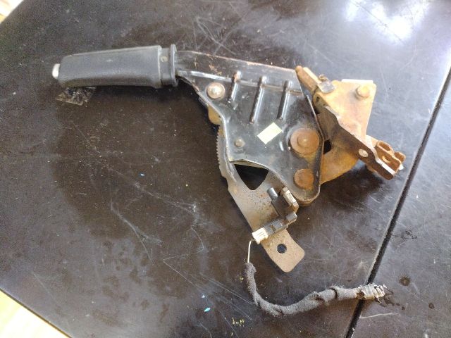 bontott ALFA ROMEO 159 Kézifék Kar