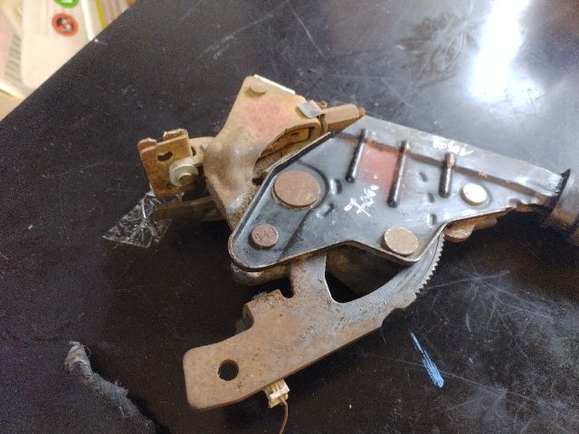 bontott ALFA ROMEO 159 Kézifék Kar